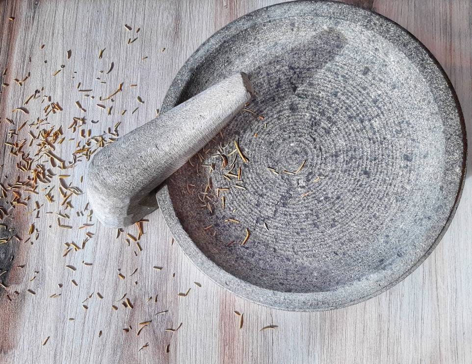 XL Mortar and Pestle Set, Marble Mortar, Cast Iron Cauldron, Etched