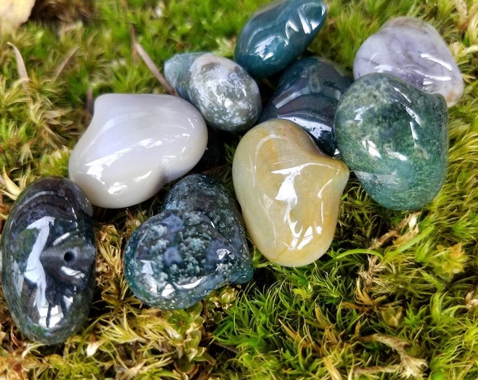 Crystal Heart Carving pocket stone, genuine stone meditation crystal, wire wrapping craft supplies, diy witch jewelry supply