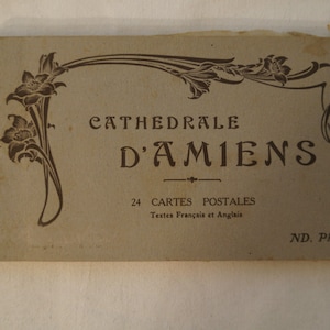 Vintage Postcard Souvenir Album - Cathedrale de Amiens - Intact with 24 Postcards