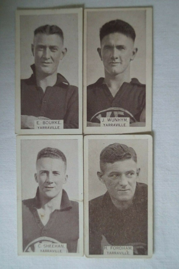 Yarraville - AFL-VFL-VFA Football - Vintage Pre WW2 - 1933 - Wills  Cigarettes Football Cards - Complete Team Set