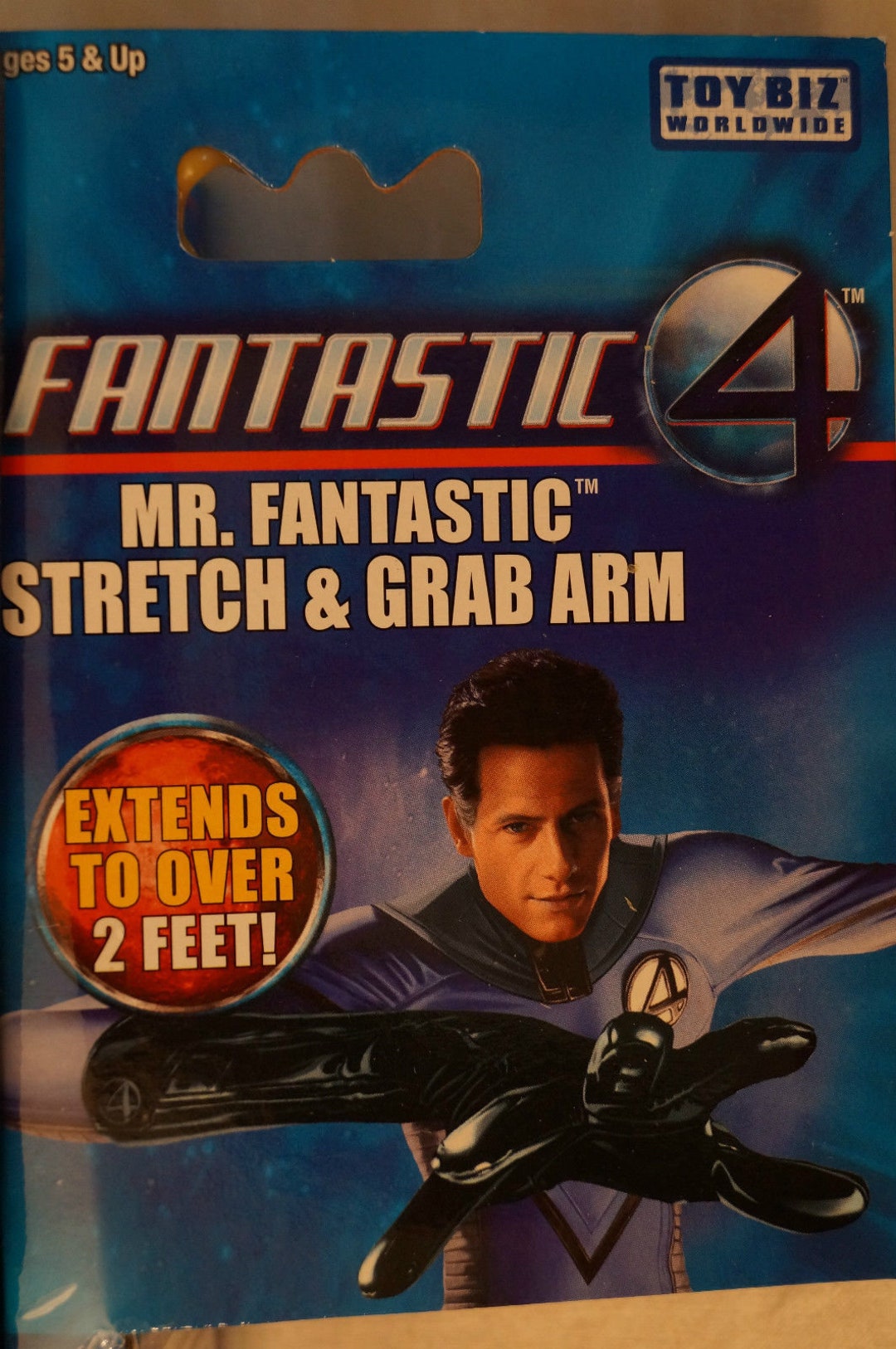 FANTASTIC FOUR MARVEL Mr. Fantastic Stretch and Grab Arm -extends