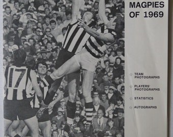 Collingwood Magpies AFL-VFL Football Vintage 1969 Players Album big BIG Names