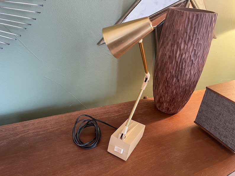 Tensor Wall Mount or Desk Lamp Model 7100 Folding Articulating Light ...