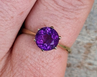 Vintage 1975 English Hallmarked Solid 9ct 9k Gold 375 2Ct Amethyst Solitaire Ring Band Size N