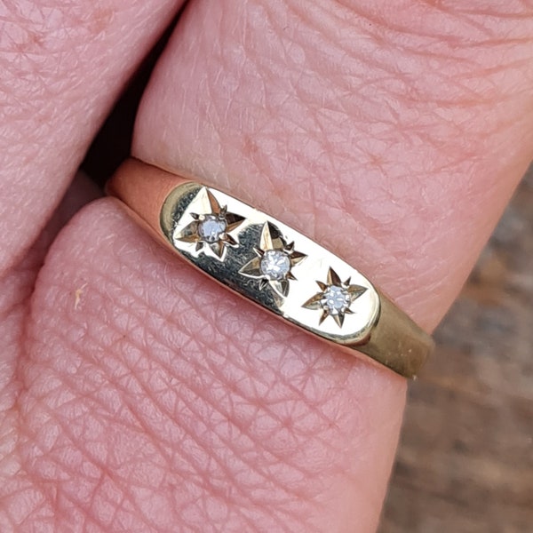 Vintage 1985 Englisch Hallmarked 9ct 9k Gold Trilogy Star Gypsy Ring Größe P