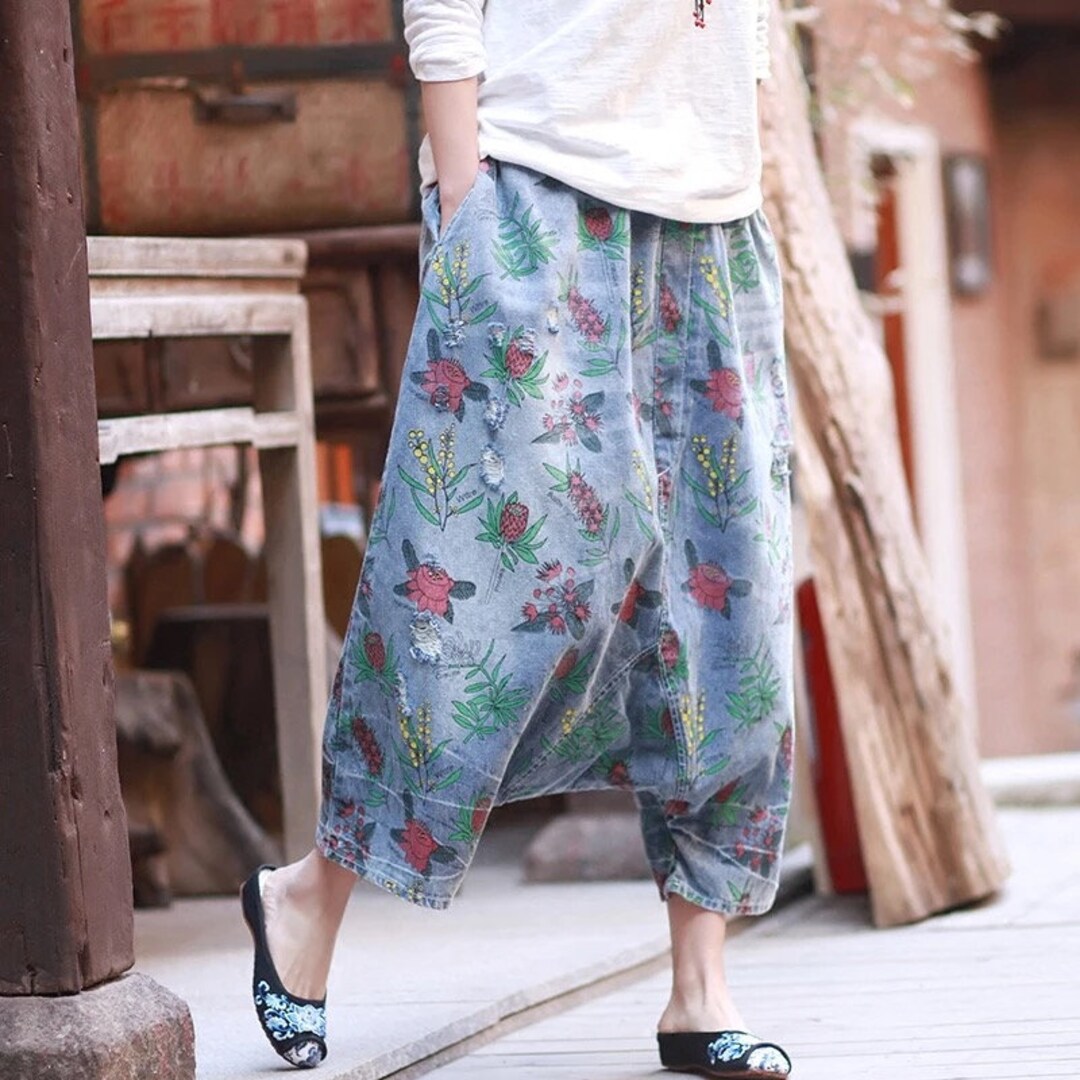 Women Printed Floral Beach Pants Summer Plus Size Cropped Pants Loose  Fitting Broken-hole Denim Harem Pants With Pockets 