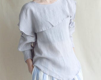 Linnen asymmetrische tuniektop: doorschijnende dubbellaagse bohoblouse, minimalistische blouse
