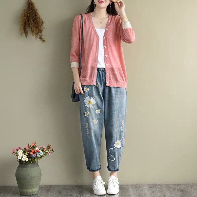 Vintage Embroidered Floral Jeans Blue Embroidered Denim image 3