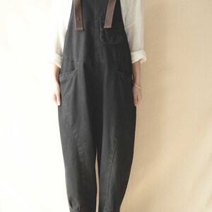 Lässige Overalls Lose Baumwolloveralls Overall mit Taschen Schwarzer Strampler Handgefertigte Hosen Lässige Baumwolloveralls Hosen Bild 2