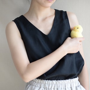 Comfy Linen Tank Top, Loose Linen Top For Women, Summer Linen Top Blouse, V neck Linen Top, Romanian Vest Mom&#39;s Gifts