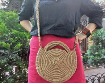Hand woven bag crossbody round bag Vegan bag jute handbags small crochet bag jute purse circle bag jute purse Ecofriendly bag