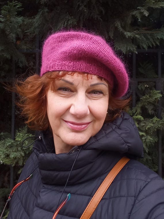 Painters Hat Winter beret handmade beret Knit beret hat Slouchy beret wool  beret oversized berett Hand knit beret Mohair beret women