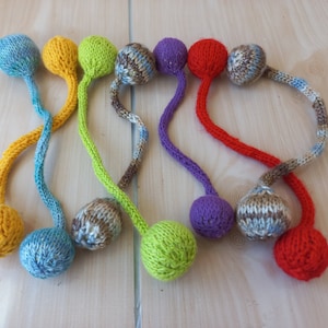 Funny pet toy Under-the-doot cat toy interactive Toy to hunt Cat toy catnip  Cat toys Knit cat gifts Cute cat toy Cat toy ball