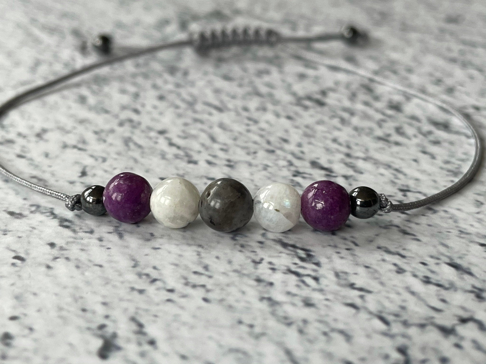 Hormone Healing - Lepidolite, Moonstone & Laboradite bracelet/anklet/…