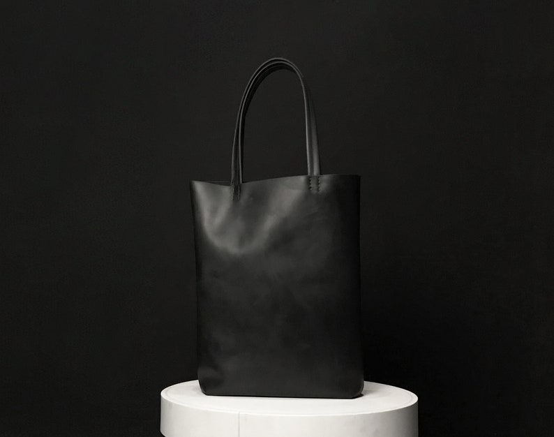 Leather tote bag Black leather bag Shoulder bag image 1