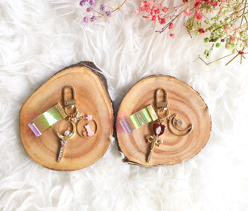 Stunning Sailor Moon key chain for airpod case