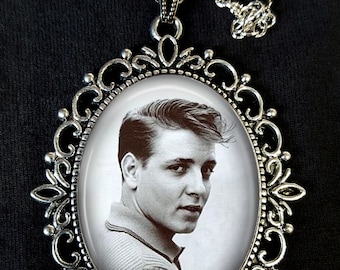 Eddie Cochran Antique Silver Pendant Necklace Earrings Twenty Flight Rock Rockabilly 1950's Rock 'n' Roll Summertime Blues