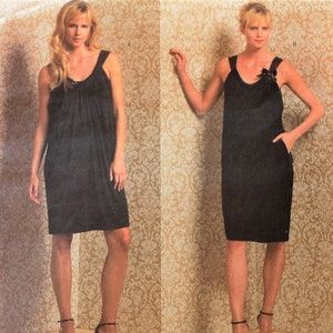 Very loose fitting dress Pattern, Vogue 1012, DKNY Donna Karan Designer, Size 10