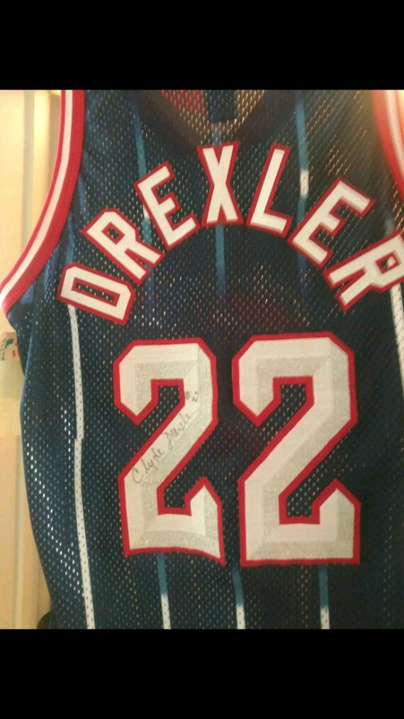 clyde drexler signed jersey