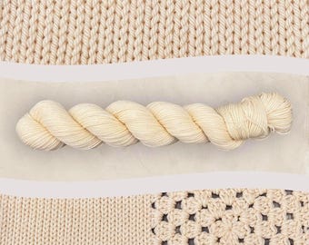 4 Ply DK Yarn 10g 20g 50g 100g Skein Hand Dyed Champagne Semi Solid Tonal S/W Merino Wool Nylon Knitting Crochet Socks Hats Garments
