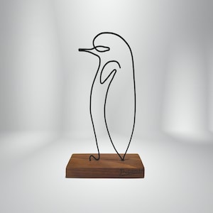 Pablo Picasso&#39;s Penguin Wire Art Sculpture, Minimalist decors, Tabletop Decor, Art Deco, Handmade gifts, Handcrafted Art, Thank you Gifts