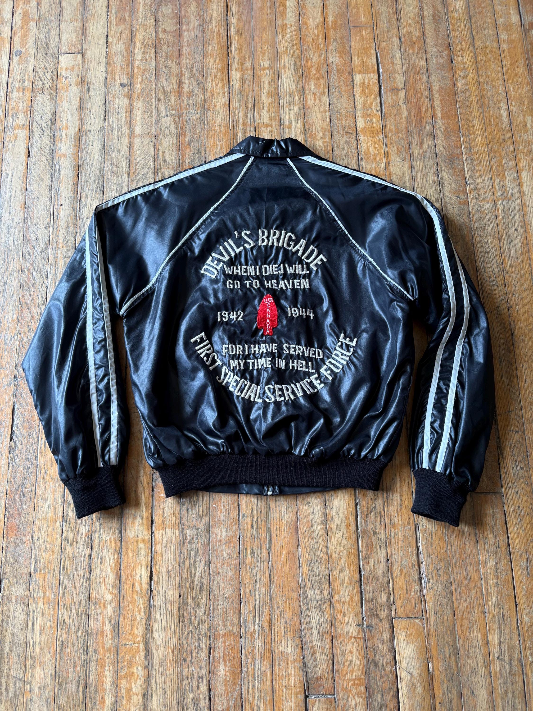 【60s】Special souvenir jacket 60s Tailor Made Vietnam Souvenir Jacket 🐅 Here's a nice old