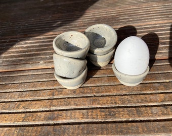 Eierbecher handgetöpfert