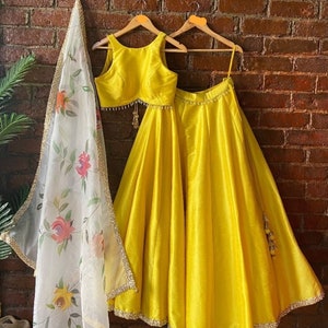 Yellow Raw Silk Lehenga Set: Haldi Sangeet Outfit with Printed Dupatta
