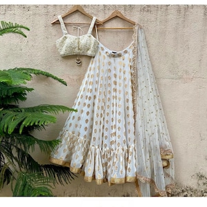 White & Gold Lehenga Choli: South Asian Wedding Outfit