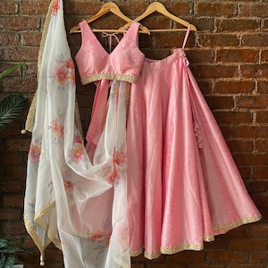 Blush Pink Silk Lehenga Choli with Floral Organza Dupatta Romantic Indian Festive Wear Mehndi Outfit Bridesmaid Lehenga Set