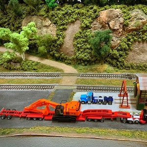 N Scale  Scale 8 Axle Schnabel Lowboy Trailer