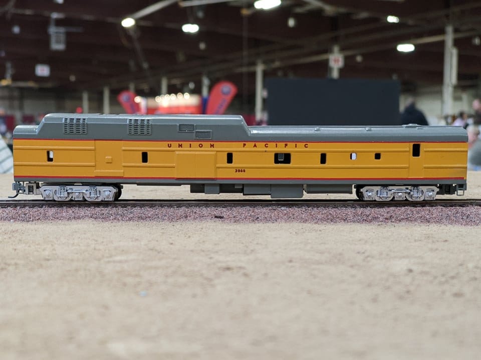 N Scale Union Pacific Passenger Car - Etsy