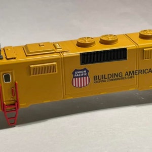 N Scale UP RELCO Vegetation Train - ALL Cars