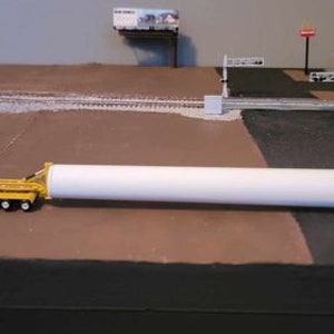 N Scale Wind Tower Transport Trailer