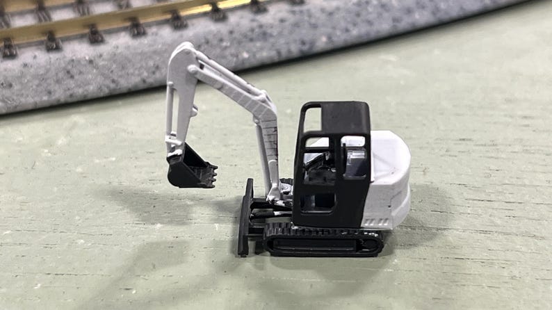 N Scale Mini Excavator - 2 Pack - 3D Resin Kit image 2