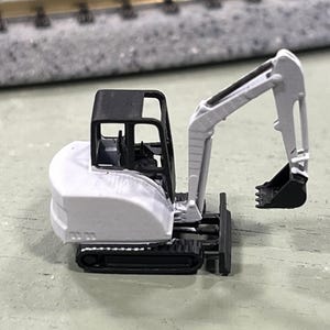 N Scale Mini Excavator - 2 Pack - 3D Resin Kit image 1
