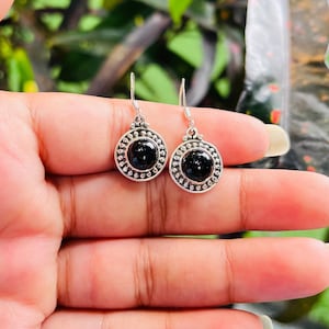 Black onyx sterling silver earring, black onyx earring, dangle earrings, onyx silver jewelry, sterling silver, round shaped, gift for her