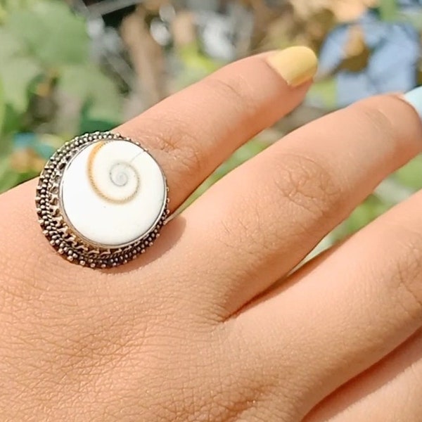 Bague Boho, bague Shiva Eye, pierre de coquillage, bague Silver Shiva Eye, bague en argent massif, bague Shiva Eye Shell, bague Shell, bague de déclaration