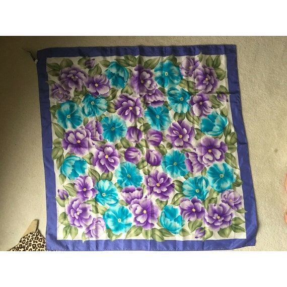 Adrienne Vittadini 100% Silk  Purple & Blue Floral