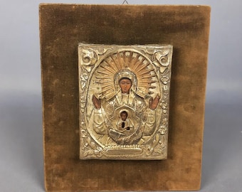 Icono ruso antiguo Virgen del Signo Arte sacro bizantino en madera y riza en plata y latón principios del siglo XX