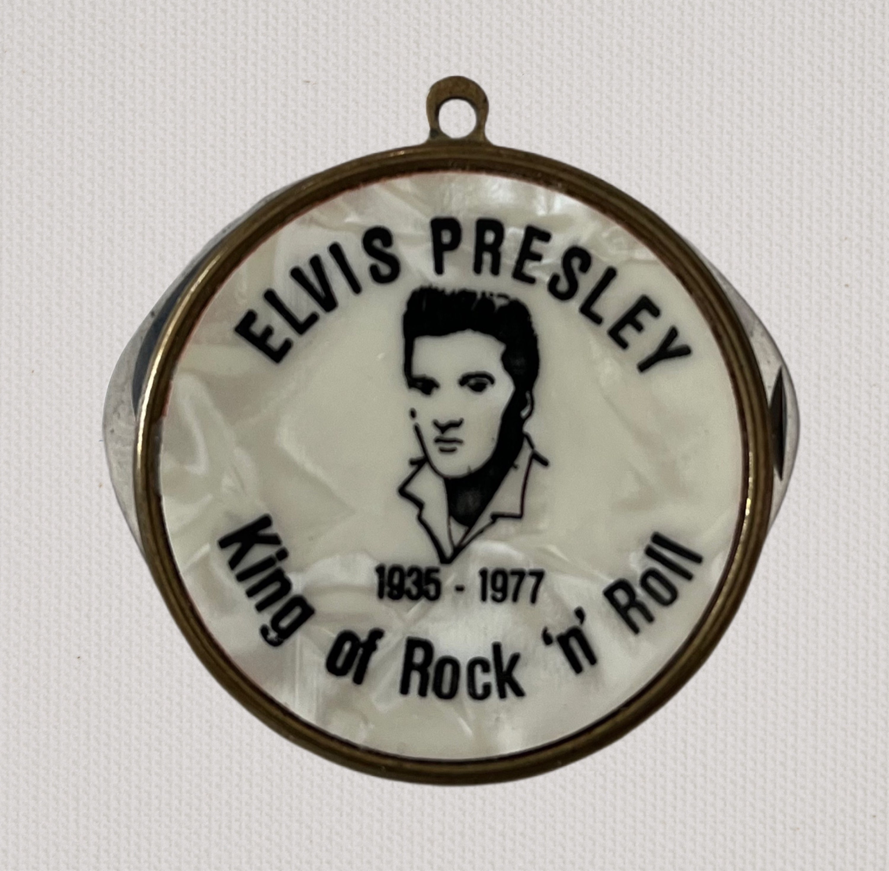 Elvis Presley Commemorative Pocket Knife: King of Rock & Roll