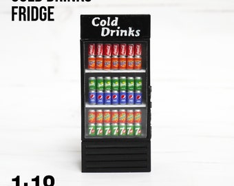 1:18 Scale / Miniature Fridge / Diorama Accessories / With Cans And Bottles / Dollhouse / Model Kit / Action Figure Diorama / Miniature Kit