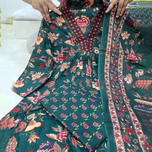 Women&#39;s Viscose Rayon Blue Floral Printed V-Neck Anarkali Kurta with Palazzos & With Dupatta Set For Women Gift for Mom Or Girlfriend