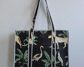 Bolsa tote feminina de algodão acolchoado com estampa de animal da selva da Floresta Negra indiana, feita à mão, para compras feitas à mão, bolsa de mercado, bolsa de viagem, bolsa de ombro