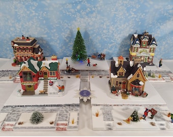 Plate-forme de présentation de village de NOL pour Lemax Snow Village / Department 56 / Dickens * CHOISISSEZ ce que vous préférez * Lot de 2 - entrée et base enneigée