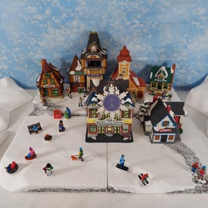 STYROFOAM Christmas Snow Village Display Platform for Lemax / Department 56 / Dickens -028- Set X 4 pieces - *Level Up with Minimalism*
