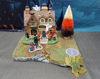 STYROFOAM Village Display Platform Halloween / Fall for Lemax / Department 56 Spooky town - 023