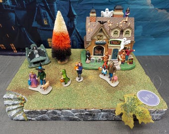 STYROFOAM Village Display Platform Halloween / Fall for Lemax / Department 56 Spooky town - 027