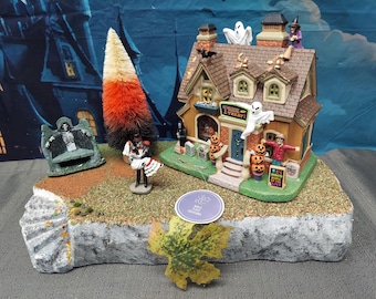 STYROFOAM Village Display Platform Halloween / Fall for Lemax / Department 56 Spooky town - 012