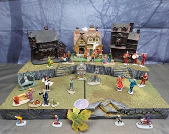 HALLOWEEN Fall Village Display Platform for Lemax / Department 56 Soopy Town * XL * -001